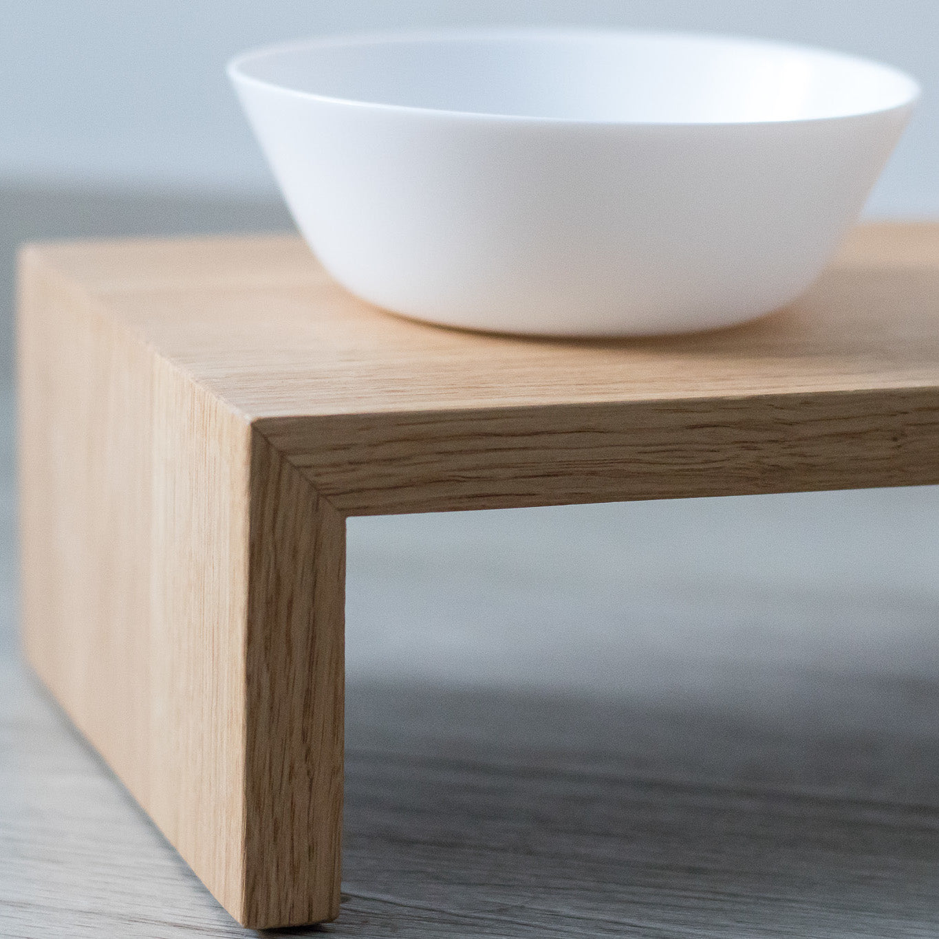 kissapuu kissan ruokailutaso cat feeding table