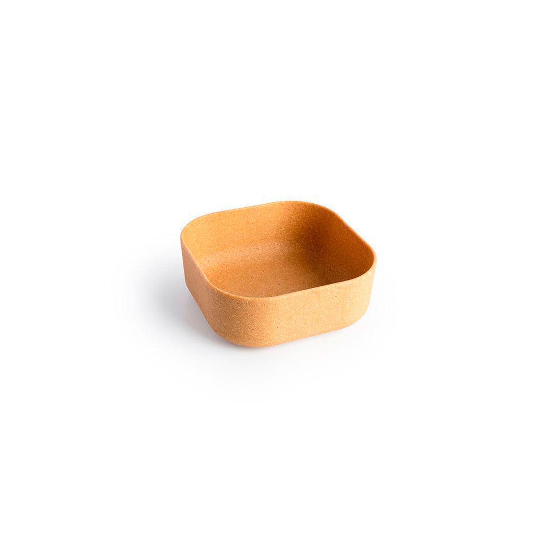 Venandi Design pet bowl wood chips