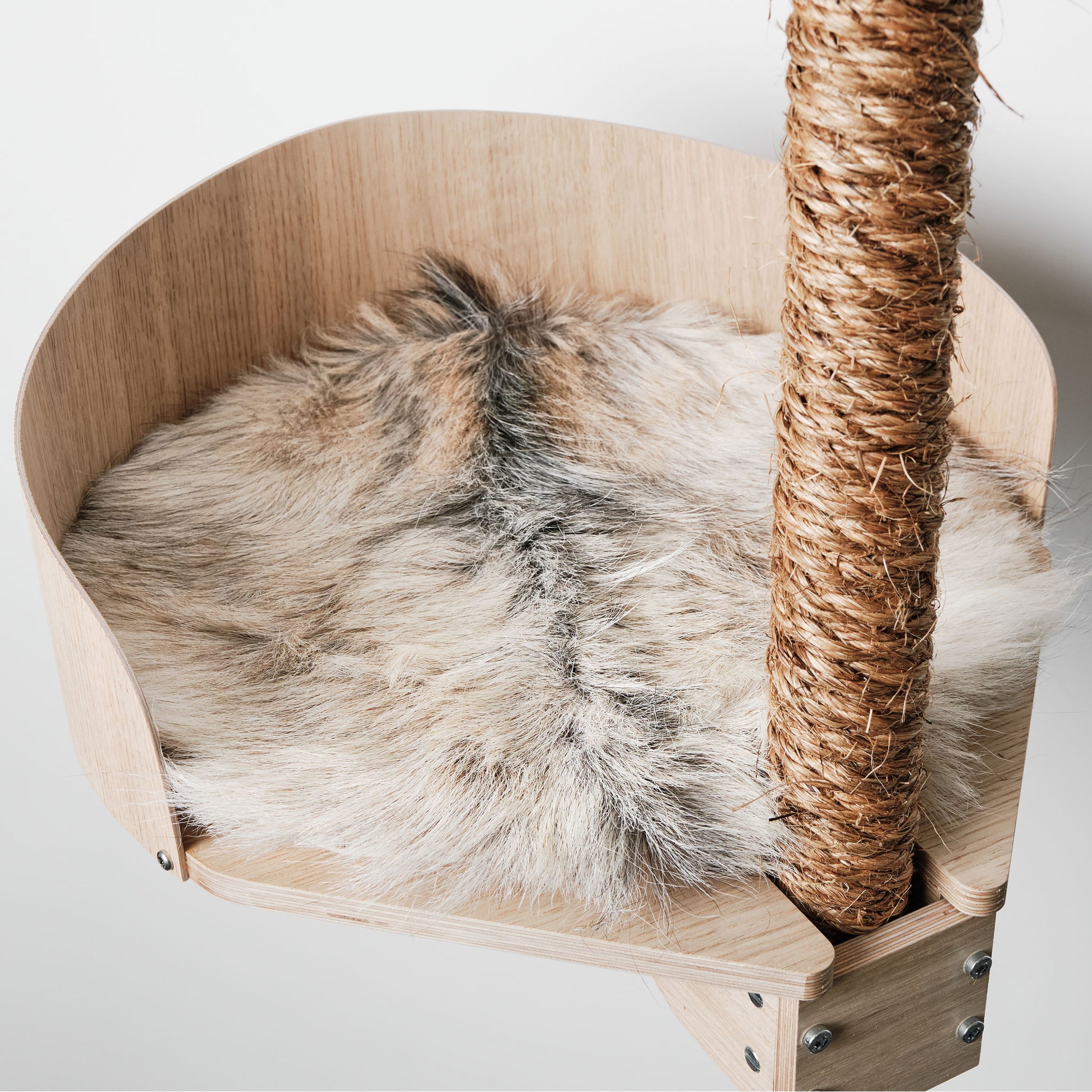 kissan peti cat bed vuohentalja goat skin